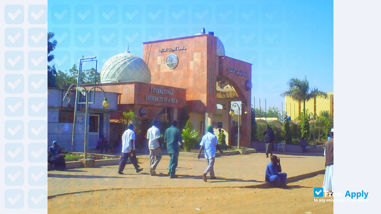 Photo de l’International University of Africa #4
