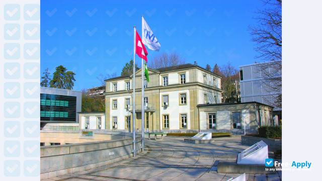 Business School Lausanne фотография №7
