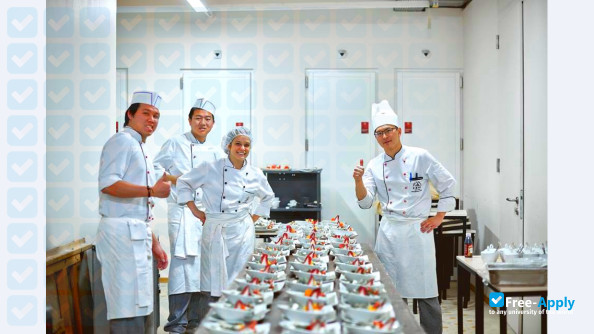 Фотография Swiss Hotel Management School