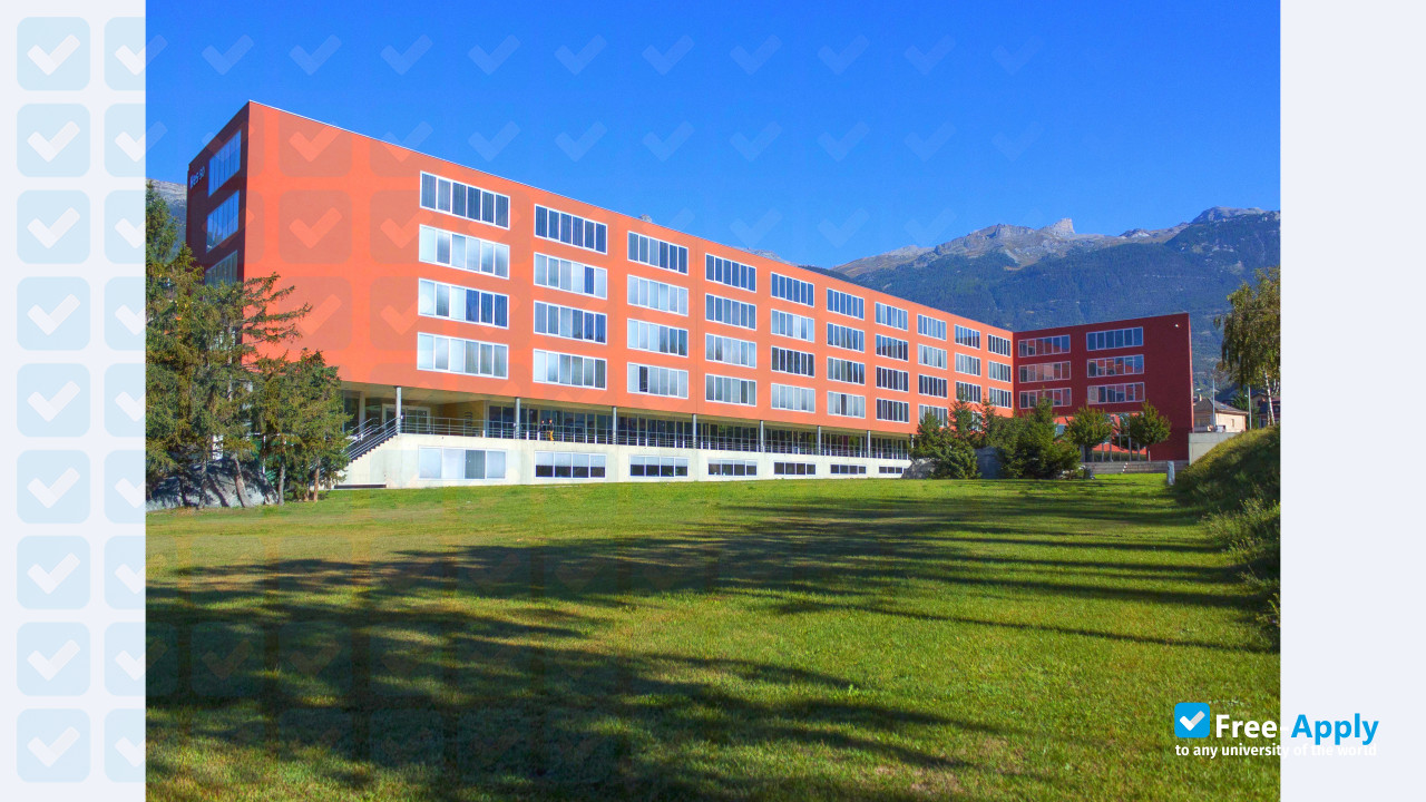 HES-SO Valais-Wallis photo #7