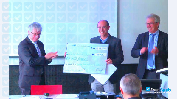 Photo de l’Dalle Molle Institute for Artificial Intelligence Research #3