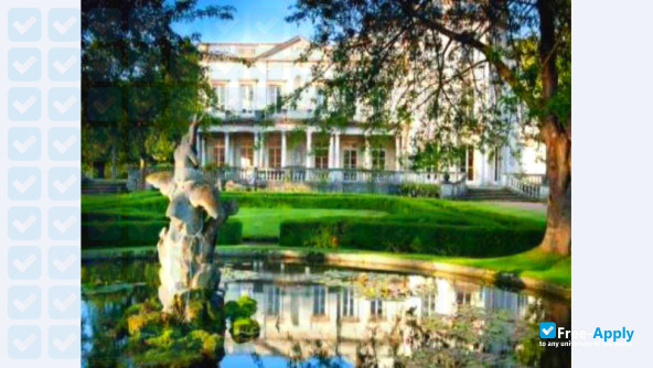 Glion Institute of Higher Education photo #8