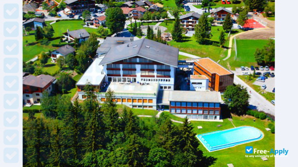 Foto de la Bluche Rocks Swiss Hotel Management School #8