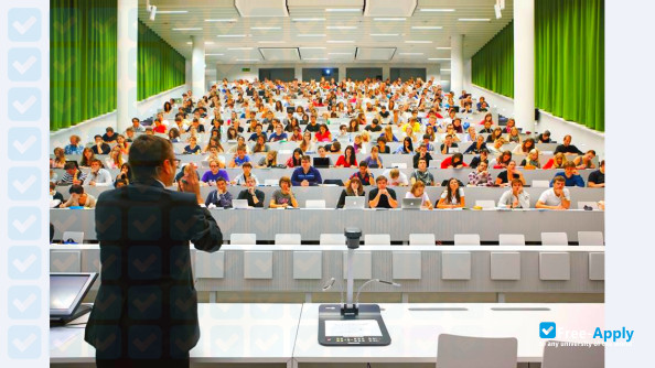 Foto de la University of Lucerne #2