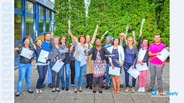 Photo de l’High School of Health Vaud #5