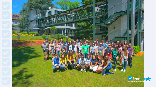 Foto de la Webster University Geneva #6
