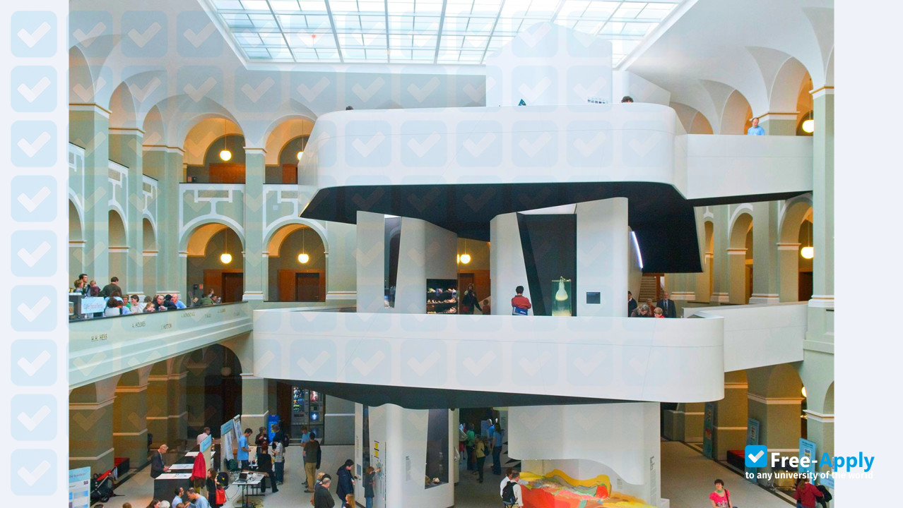 Foto de la Swiss Federal Institute of Technology ETH Zurich #5