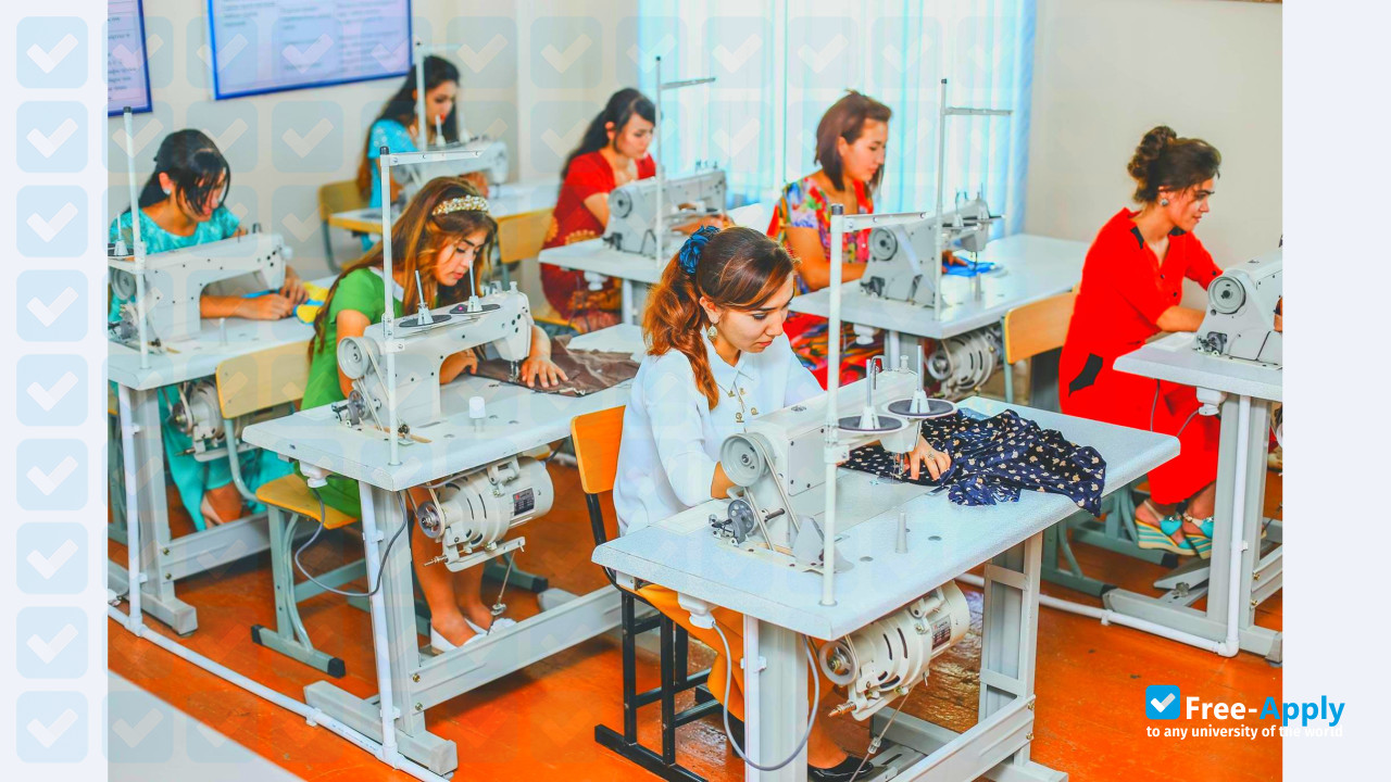 Foto de la Khujand Polytechnical Institute of Tajik Technical University