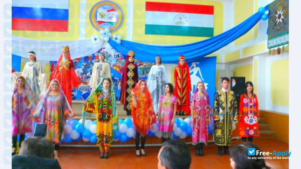 Russian-Tajik Slavonic University фотография №1