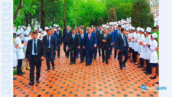 Foto de la Tajik State Medical University Avicenna #2