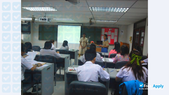 Foto de la Dhonburi Rajabhat University #6