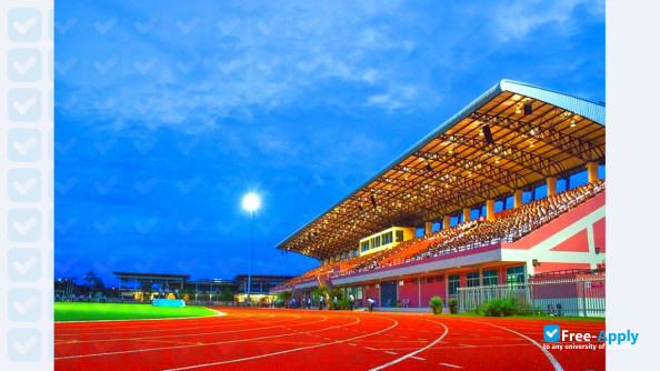 Huachiew Chalermprakiet University photo #6