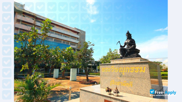 Foto de la Naresuan University #3
