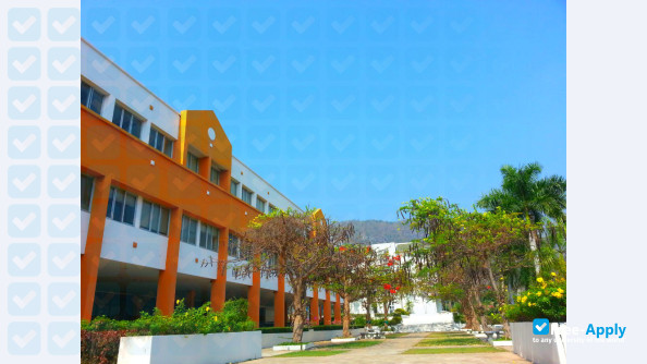 Stamford International University photo #5