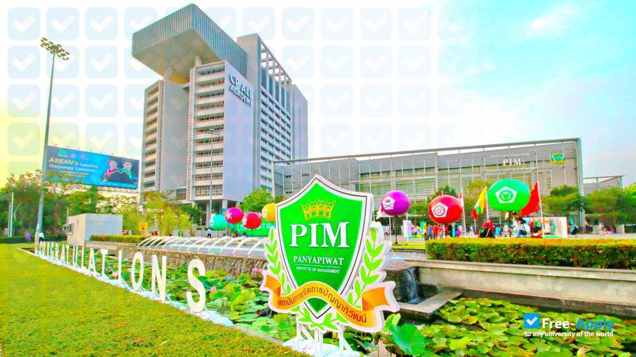 Foto de la Panyapiwat Institute of Management #2