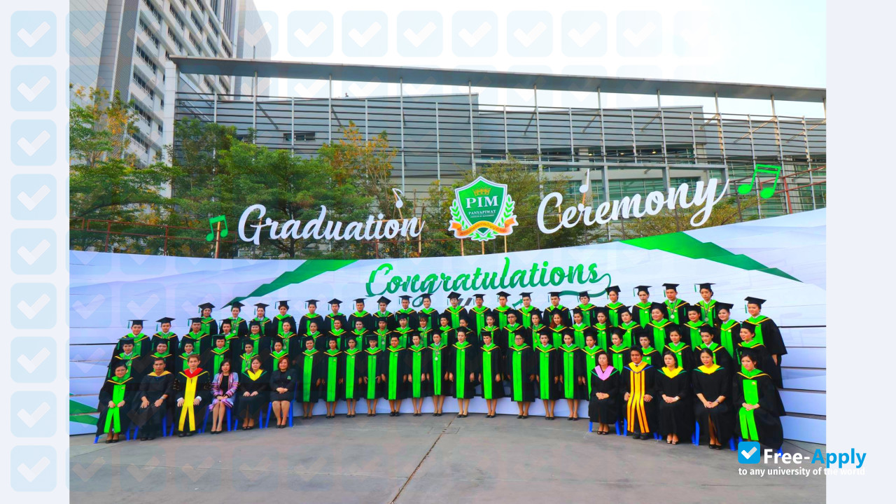 Foto de la Panyapiwat Institute of Management #5