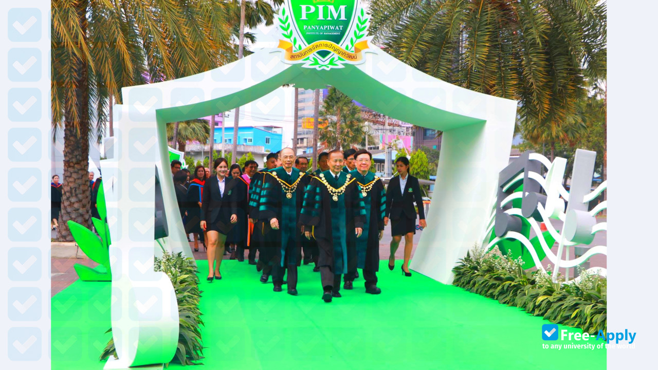 Foto de la Panyapiwat Institute of Management #4