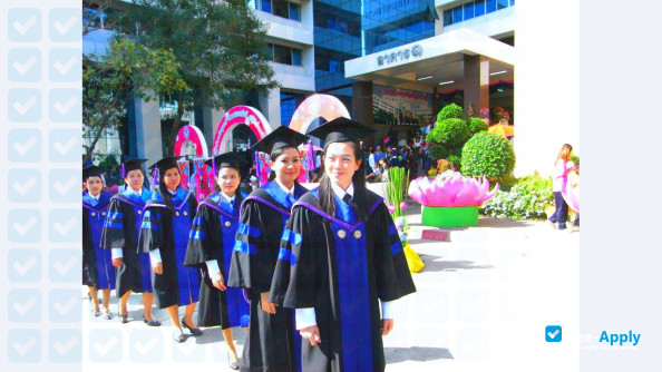 Foto de la Pathumthani University #4