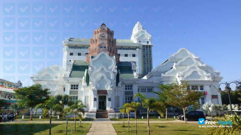 Surin Rajabhat University фотография №3
