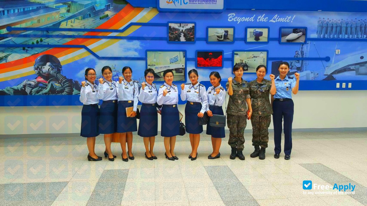 The Royal Thai Air Force Nursing College photo #1