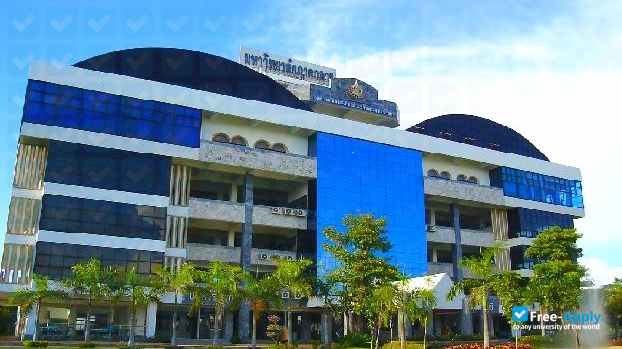 The University of Central Thailand photo #5