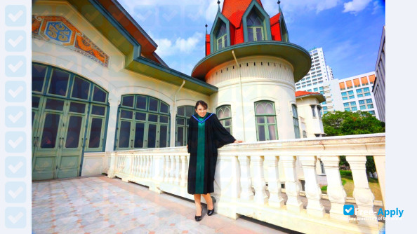 Foto de la Phramongkutklao College of Medicine #6