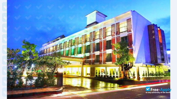Foto de la Udon Thani Rajabhat University #7