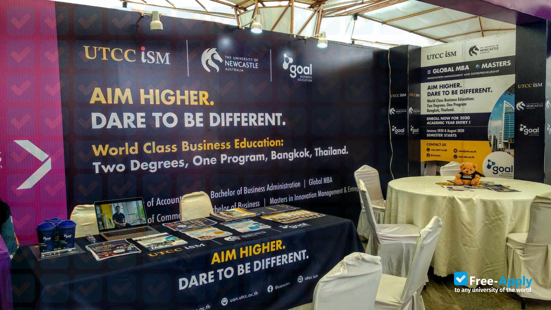 University of the Thai Chamber of Commerce photo #6