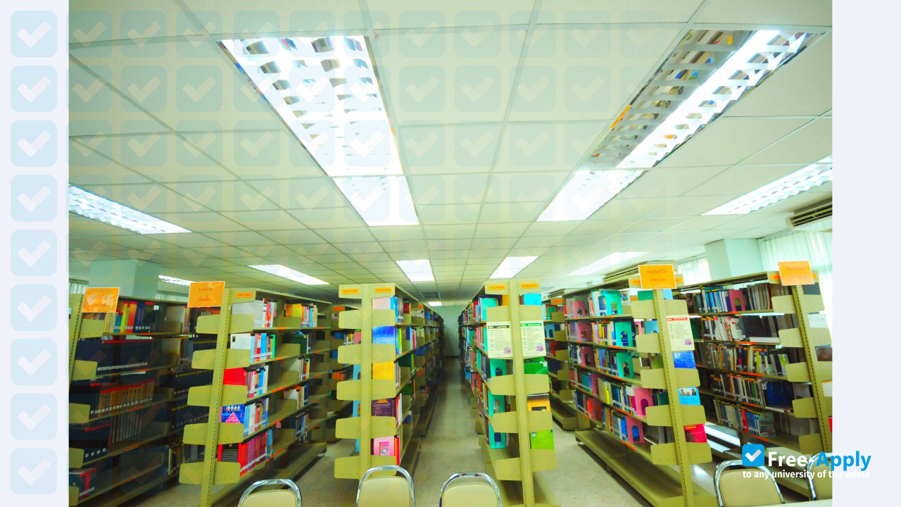 Foto de la Rajamangala University of Technology Phra Nakhon #16
