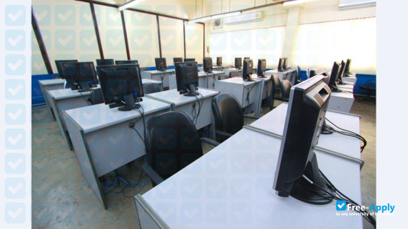 Foto de la Rajamangala University of Technology Phra Nakhon #3