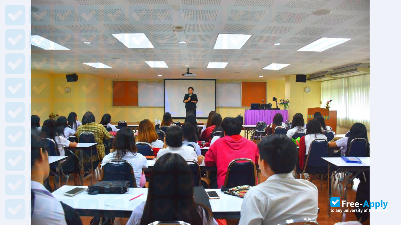 Rajabhat Rajanagarindra University photo #9