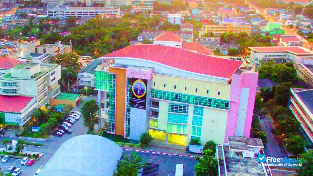 Rajabhat Rajanagarindra University photo #3