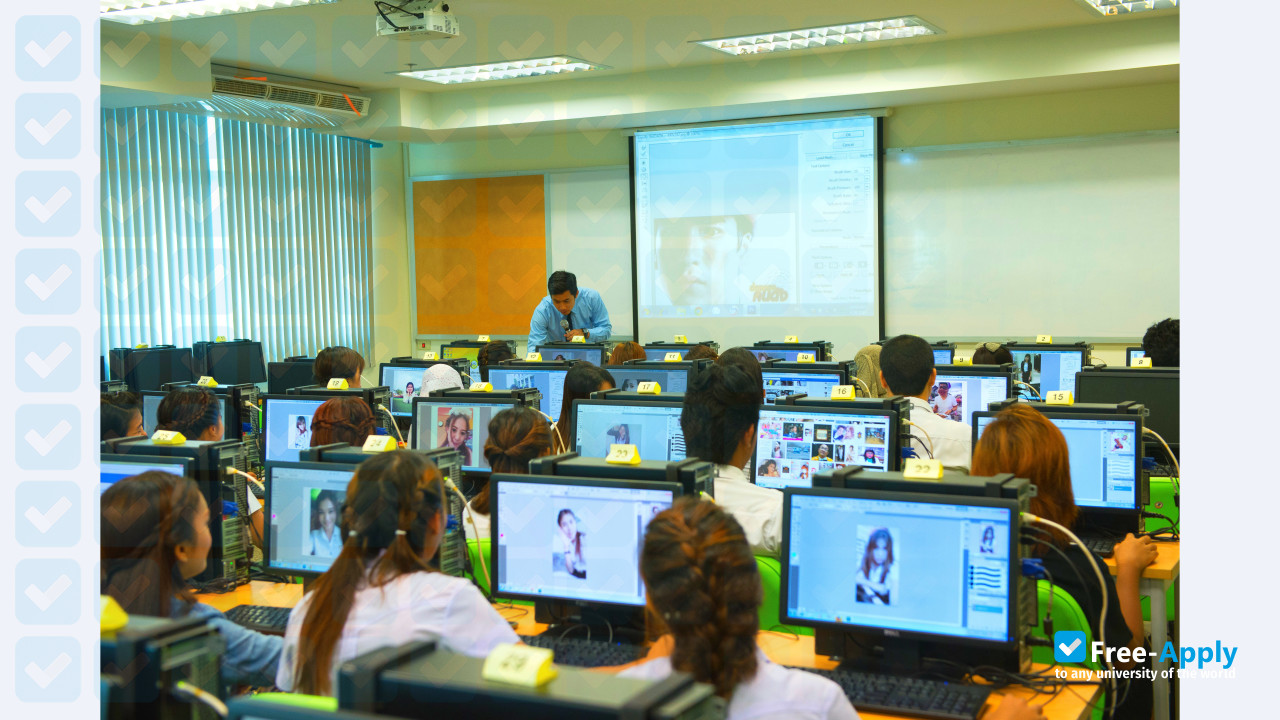 Rajapruk University photo #12