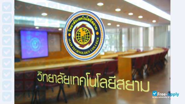Foto de la Siam Technology College #7