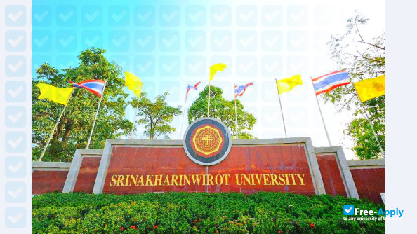Srinakharinwirot University фотография №1