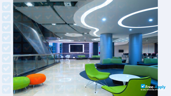 Photo de l’Sripatum University #3