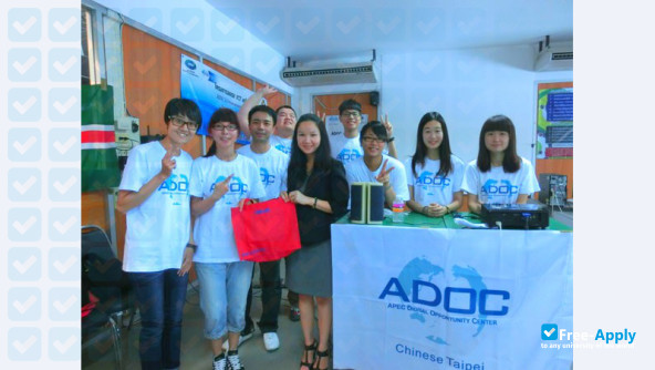 Foto de la College of Asian Scholars #2