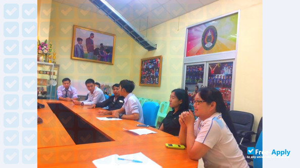 Foto de la Pibulsongkram Rajabhat University #7