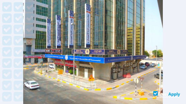 Photo de l’Al Khawarizmi International College #6