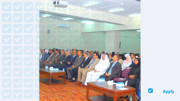 College of Islamic and Arabic Studies Dubai фотография №6