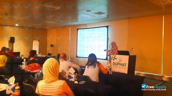 Dubai Pharmacy College photo #6