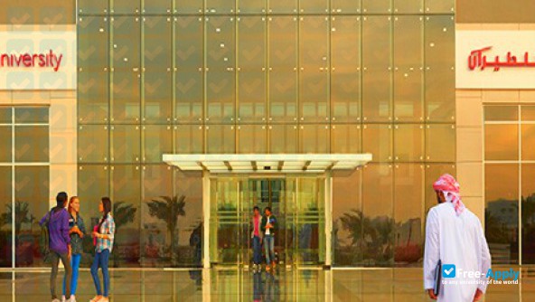 Emirates Aviation University photo #11