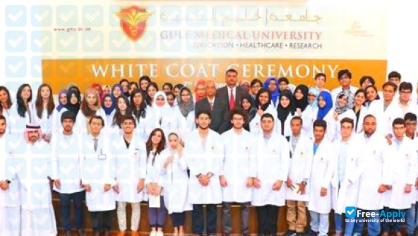 Foto de la Gulf Medical University #7
