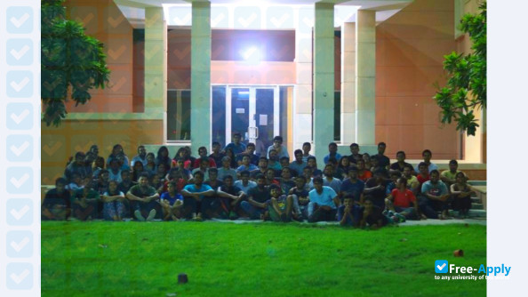 Institute of Management Technology Dubai photo #8