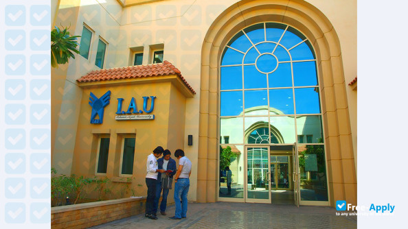 Foto de la Islamic Azad University Dubai Branch #2