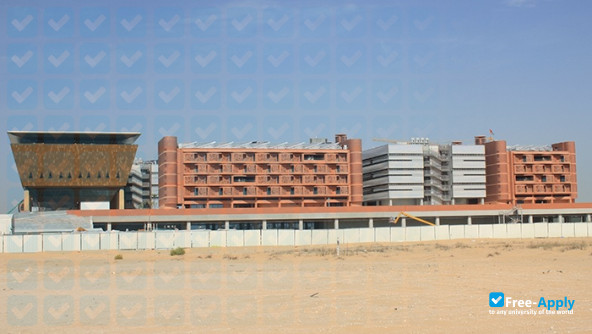 Photo de l’Masdar Institute of Science & Technology #1