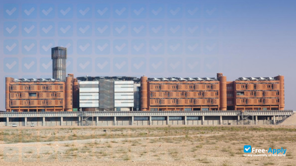 Masdar Institute of Science & Technology photo #7