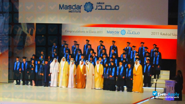Foto de la Masdar Institute of Science & Technology #2