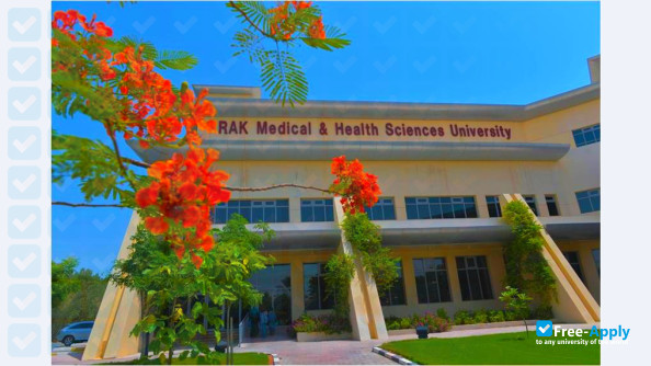 RAK Medical & Health Sciences University College of Dental Sciences фотография №2