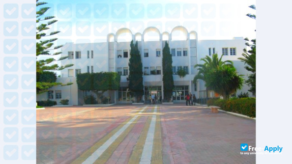 University of Monastir Faculty of Medicine Dentistry of Monastir photo #5